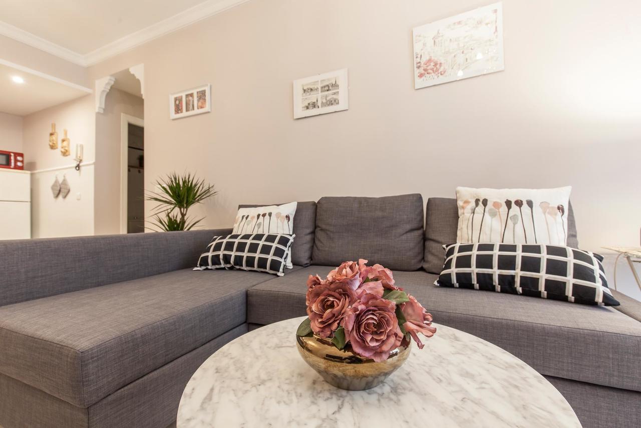 Elegante Apartamento En El Corazon De Sevilla. Luaran gambar